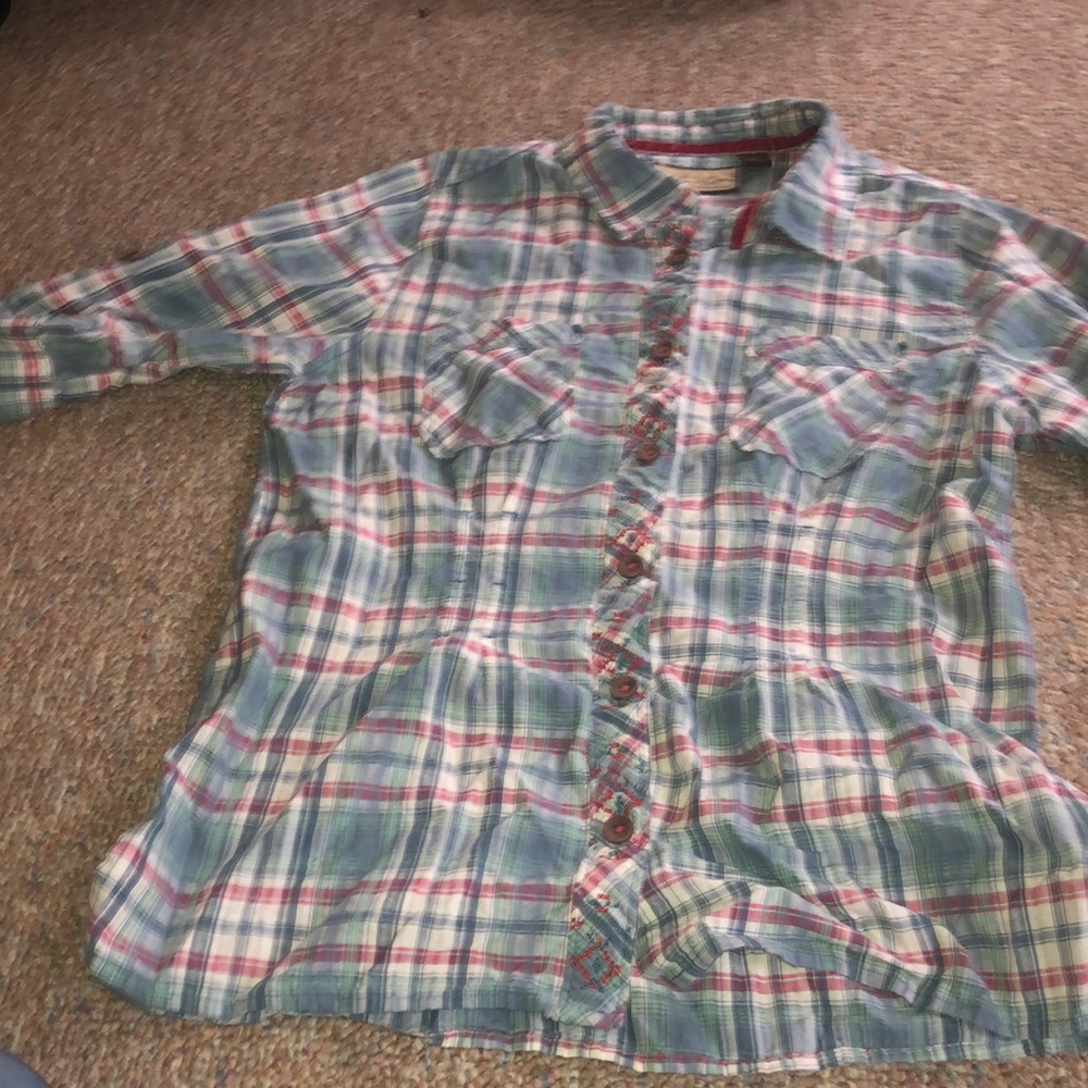 Legacy falls button down shirt size small